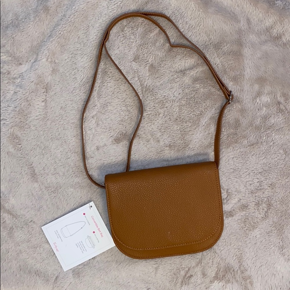 Thirty-One Convertible Belt Bag